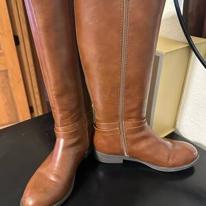 American Eagle Women’s Maisie Cognac Knee Tall Riding Boots medium